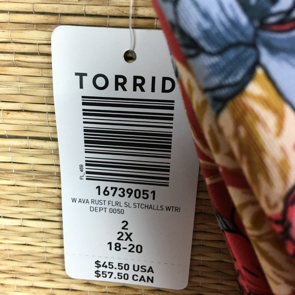 NWT Torrid Ava Stretch Challis With Lace Trim Cami Size 2 or 2X (18-20) - Picture 9 of 10